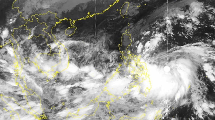 Tropical storm Nalgae heads toward East Sea